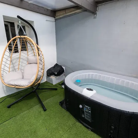 Hyper Centre Avec Jardin Daire *