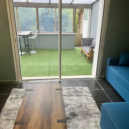 Daire Hyper Centre Avec Jardin *