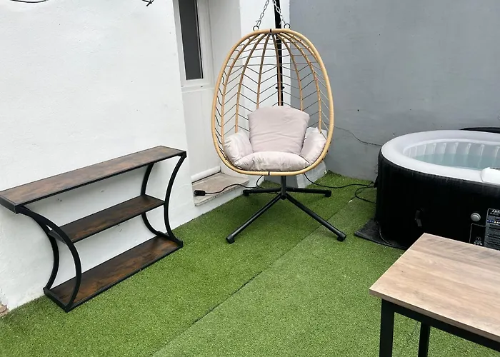 Hyper Centre Avec Jardin *